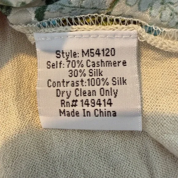 Johnny Was Cashmere Silk Butterfly Floral Print Sweater Cream Size M EUC - Picture 5 of 6